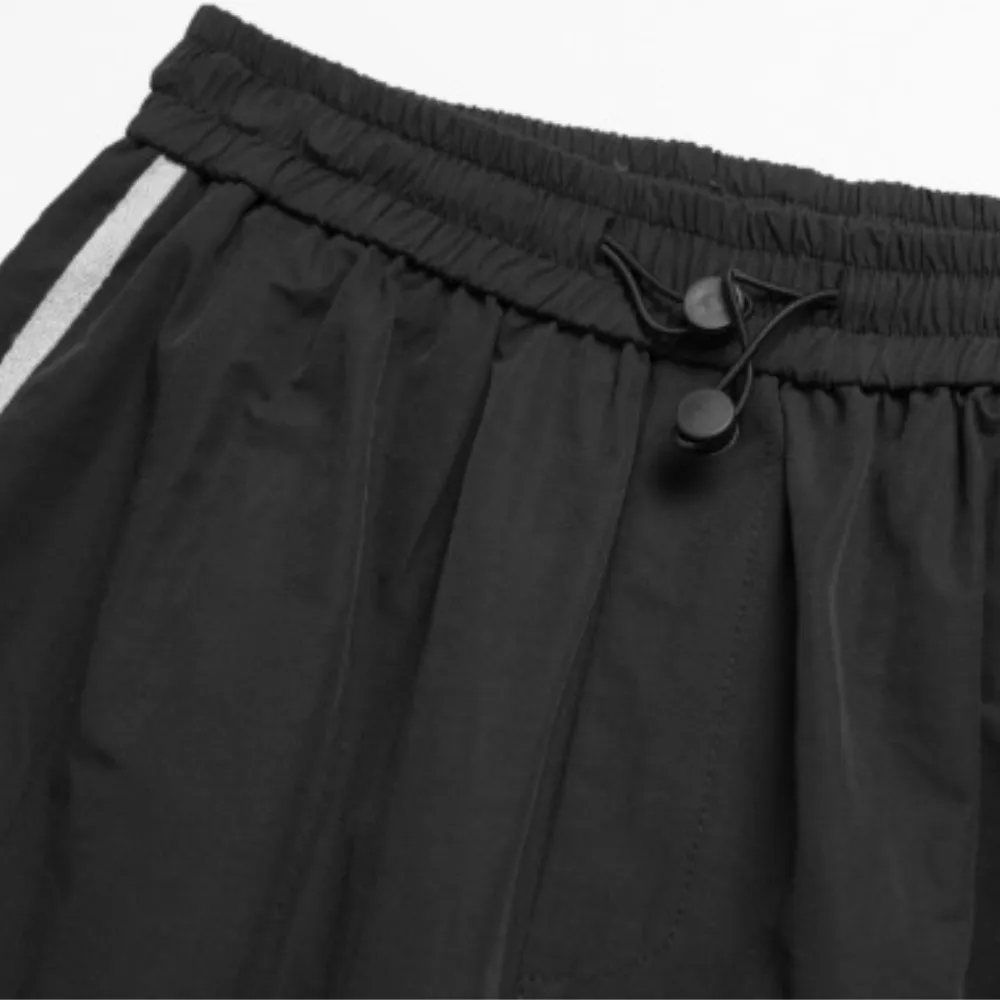 Classic Multi-Pocket Panel Cargo Pants
