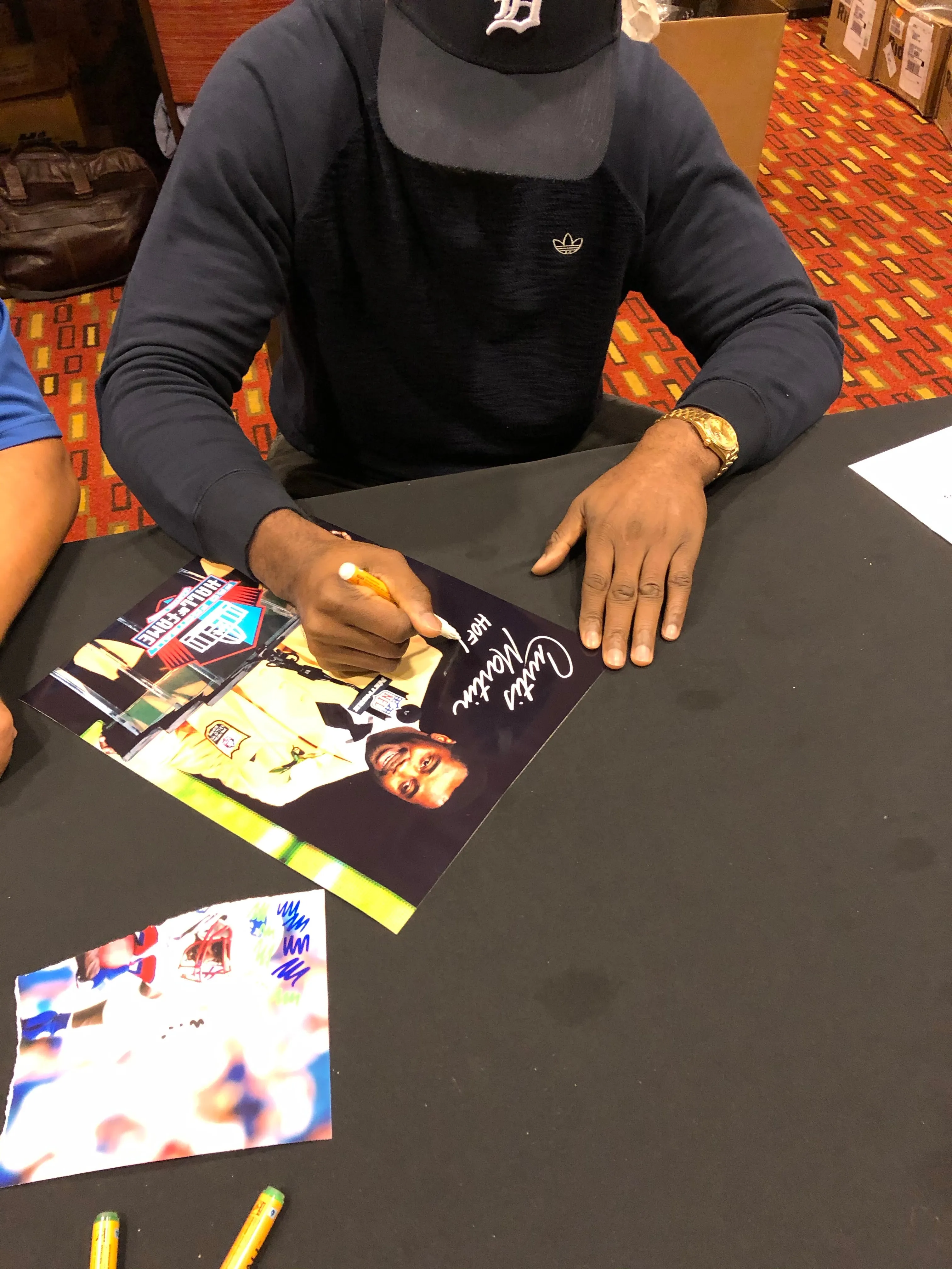 Curtis Martin Autographed 11x14 Photo with HOF 12 Inscription (PSA)