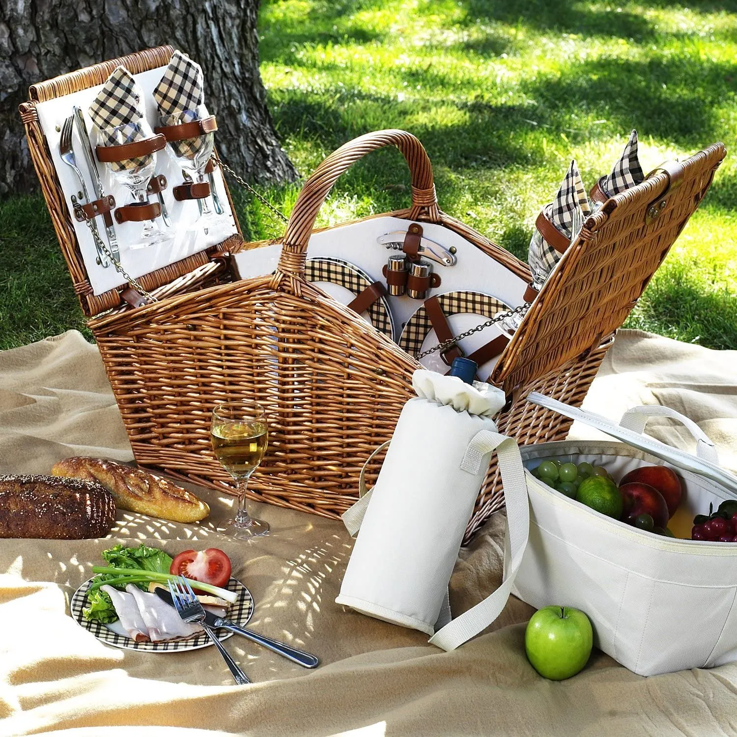 (D) Huntsman Picnic Basket for 4 with Blanket Picnic Backpack Bag (Brown)