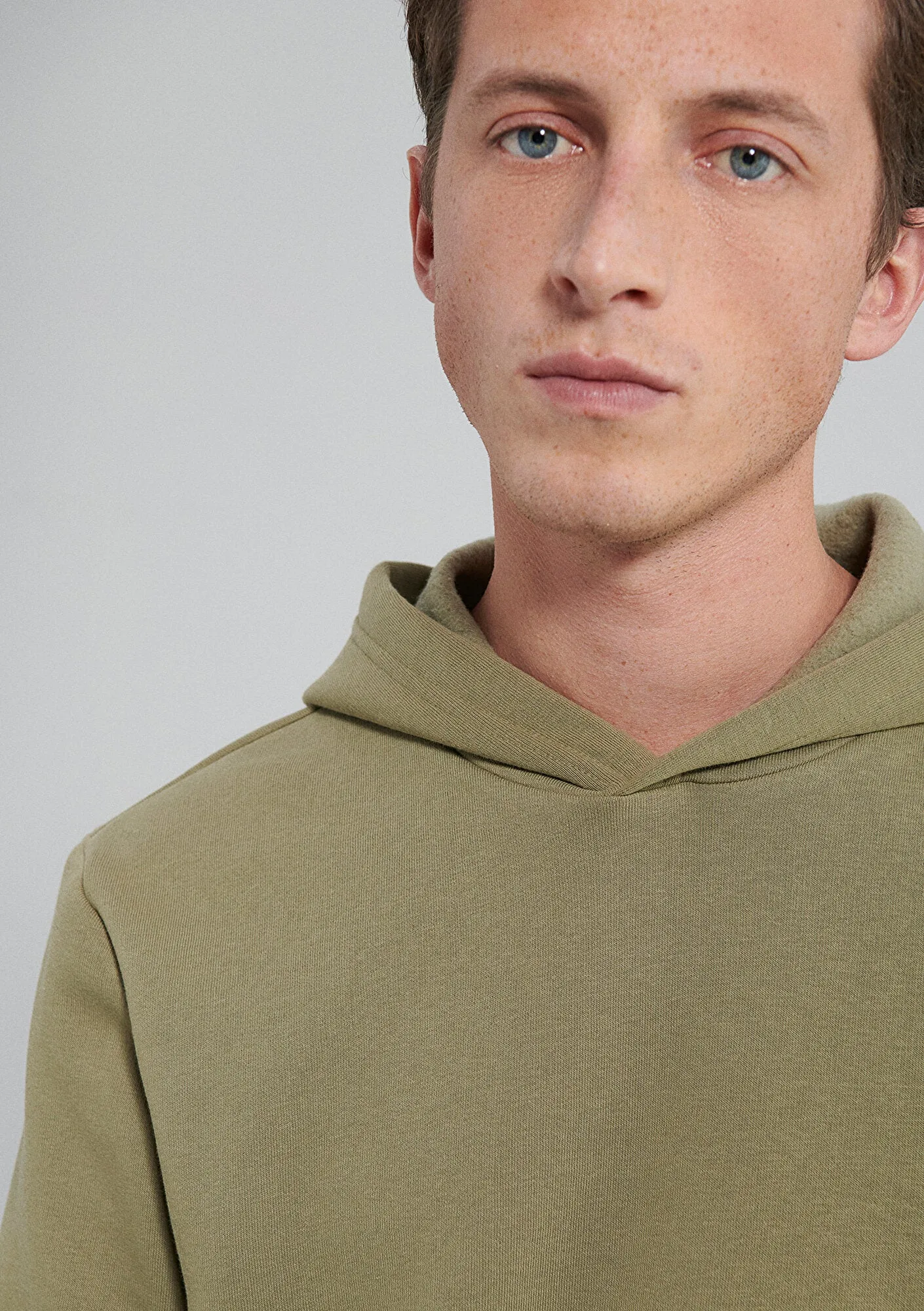 Hooded Green Basic Sweatshirt