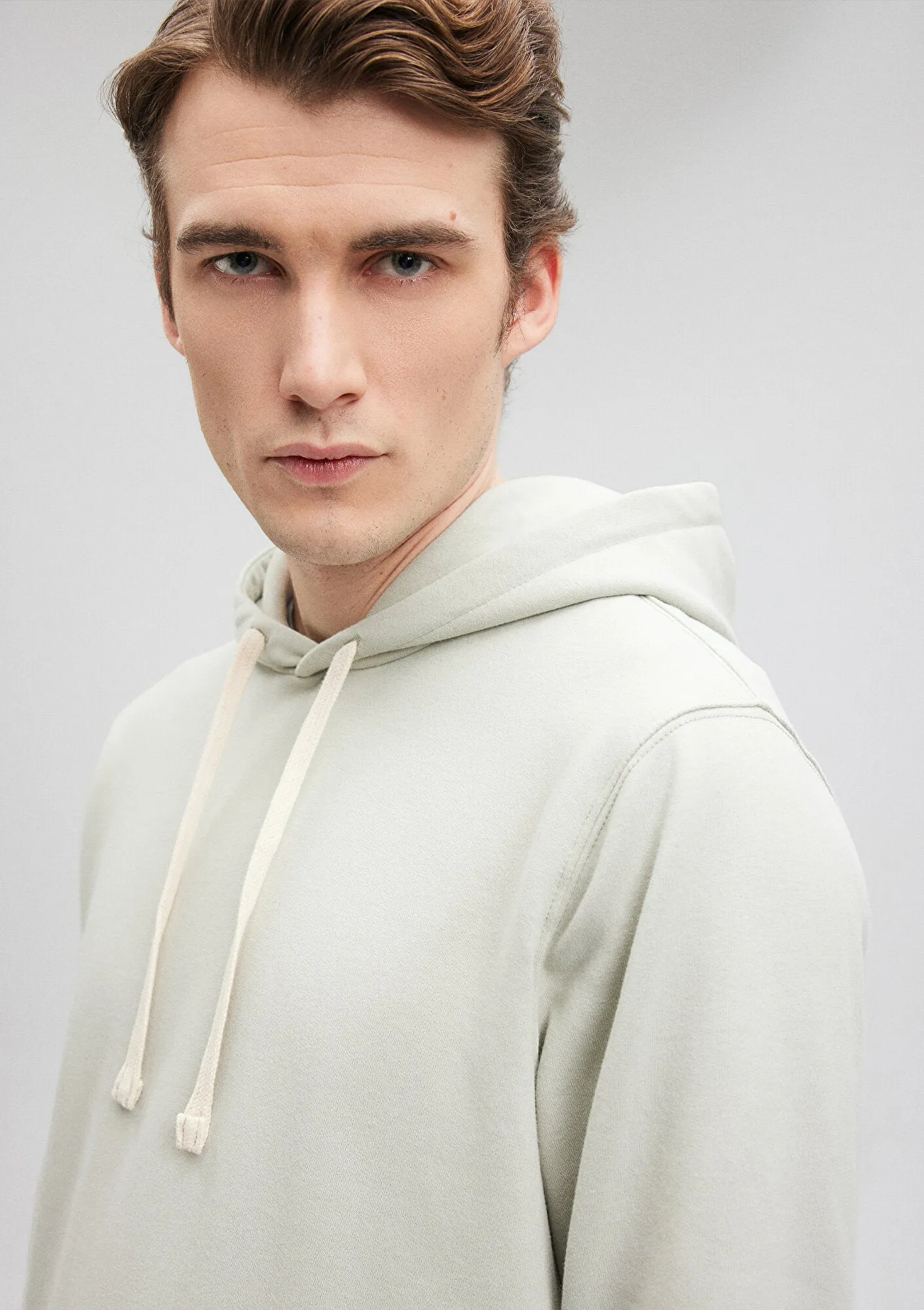 Hooded Green Basic Sweatshirt