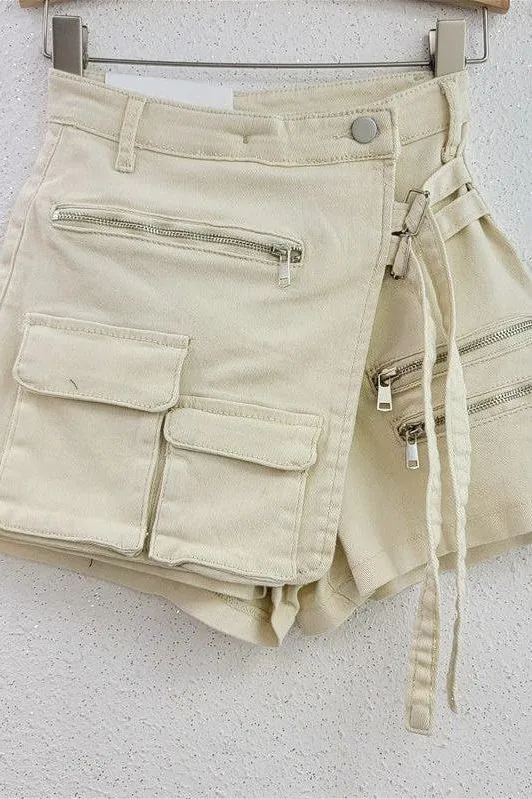 Irregular multi-pocket denim shorts