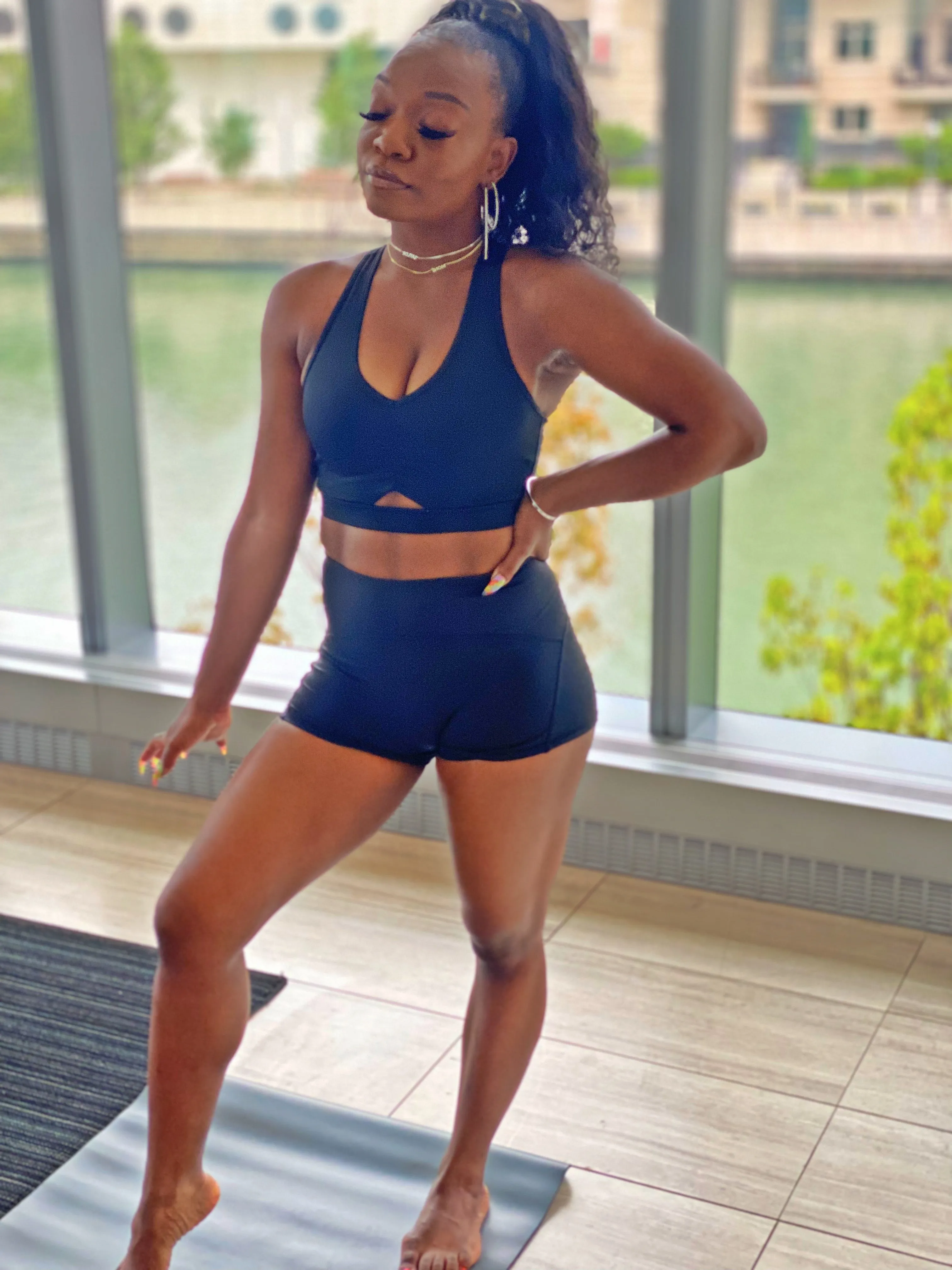Nia Sports Bra 🖤 (Eco ♻️)