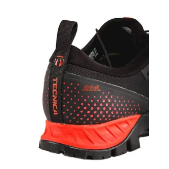 Tecnica Mens Plasma S GTX Low Waterproof Hiking Shoes