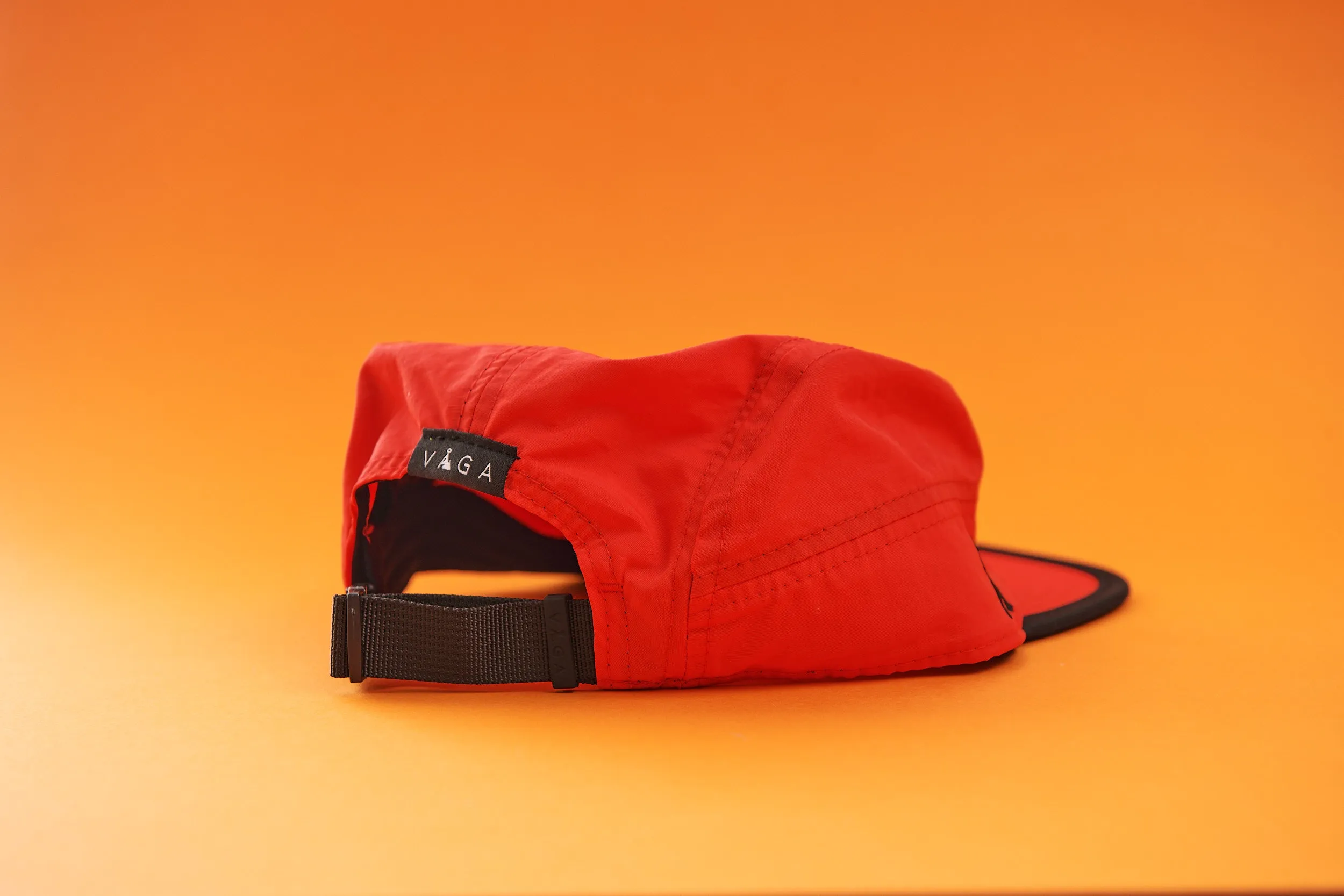 Windproof Club Cap - Red & Navy