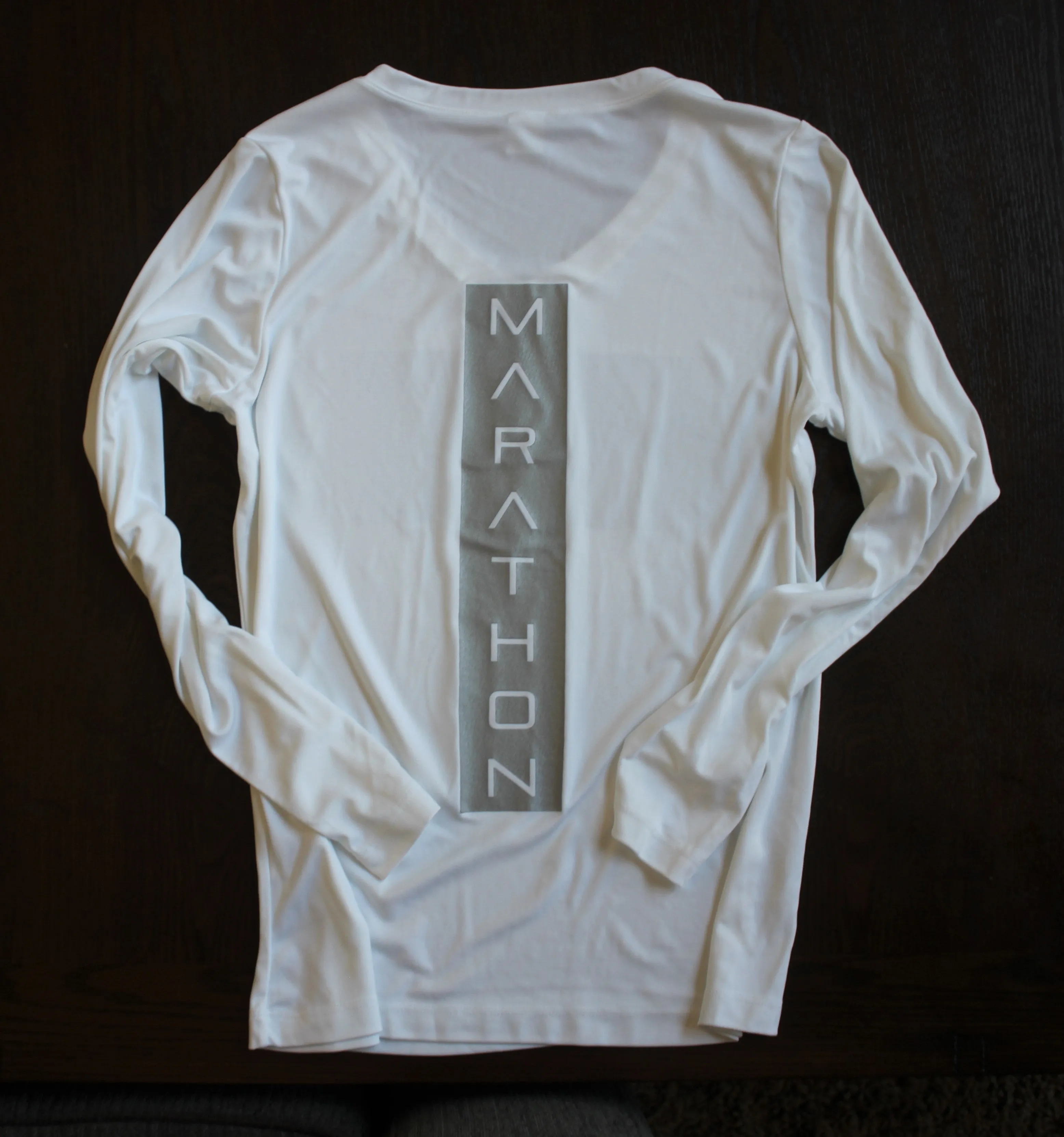 WOMEN'S REFLECTIVE MARATHON PERFORMANCE LONG-SLEEVE SHIRT