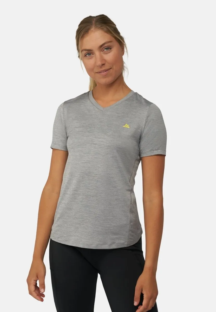 WOMEN'S SPORTS T-SHIRT